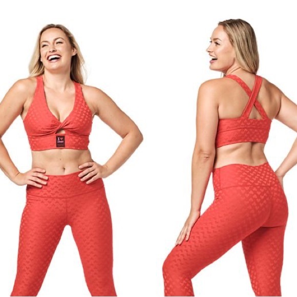 Zumba Love Twist Bra - Picture 2 of 5